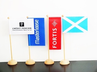 Drapeaux de table